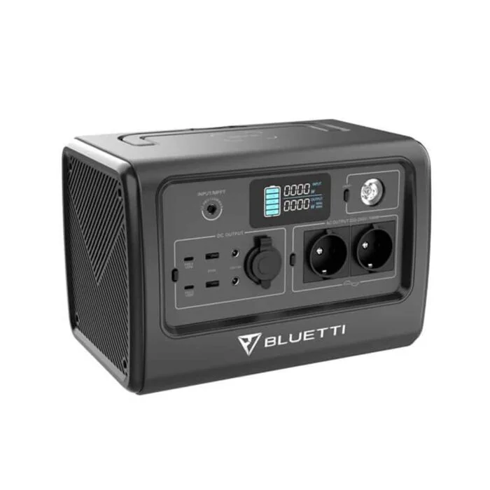 Bluetti EB70 Taşınabilir Güç Kaynağı - Görsel 1