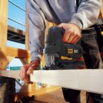 CAT DX54 750Watt Profesyonel Devir Ayarlı Dekupaj Testere - Görsel 3