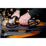 WORX WX800 20Volt 2.0 Ah. Li-ion Çift Akülü 115mm Profesyonel Şarjlı Avuç Taşlama - Görsel 3