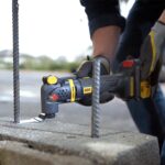 CAT DX41 18Volt/4.0Ah Li-ion Tek Akülü Kömürsüz Profesyonel Çok Amaçlı Devir Ayarlı Raspalama+14 Adet Aksesuar - Görsel 4