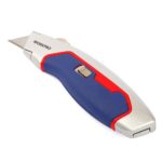 WORKPRO WP213011 Ağır Hizmet Alüminyum Gövde Geri Çekilebilir Rötuş Maket Bıçağı + 3 Adet Yedek Bıçak - Görsel 4