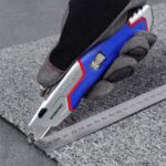 WORKPRO WP213012 Ağır Hizmet Alüminyum Gövde Geri Çekilebilir Rötuş Maket Bıçağı + 4 Adet Yedek Bıçak - Görsel 9