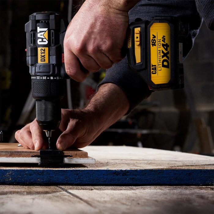 CAT DX12.2 18Volt/4.0Ah Li-ion Çift Akülü Kömürsüz Profesyonel Şarjlı Darbeli Matkap - Görsel 8