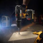 CAT DX155.1SET 18Volt/2.0Ah Li-ion Çift Akülü Profesyonel Şarjlı Darbeli Matkap + DA01901 32 Parça Vidalama Uç Seti - Görsel 5