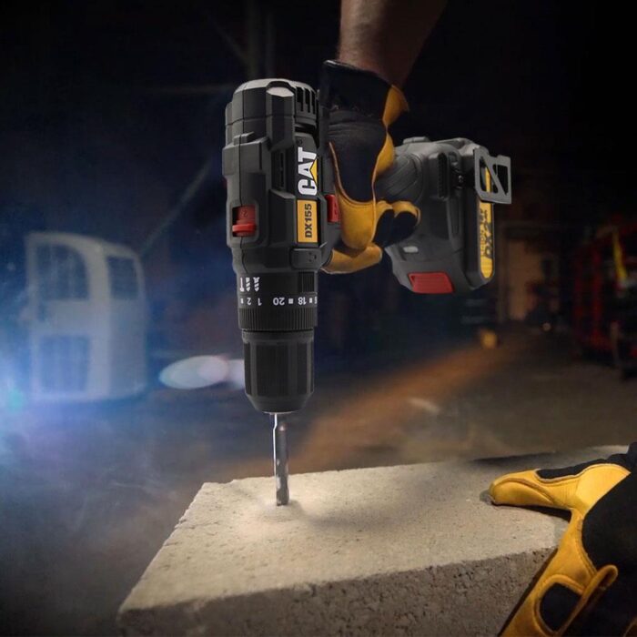 CAT DX155.1SET 18Volt/2.0Ah Li-ion Çift Akülü Profesyonel Şarjlı Darbeli Matkap + DA01901 32 Parça Vidalama Uç Seti - Görsel 5