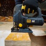 CAT DX5110 780Watt Profesyonel Devir Ayarlı Dekupaj Testere - Görsel 6