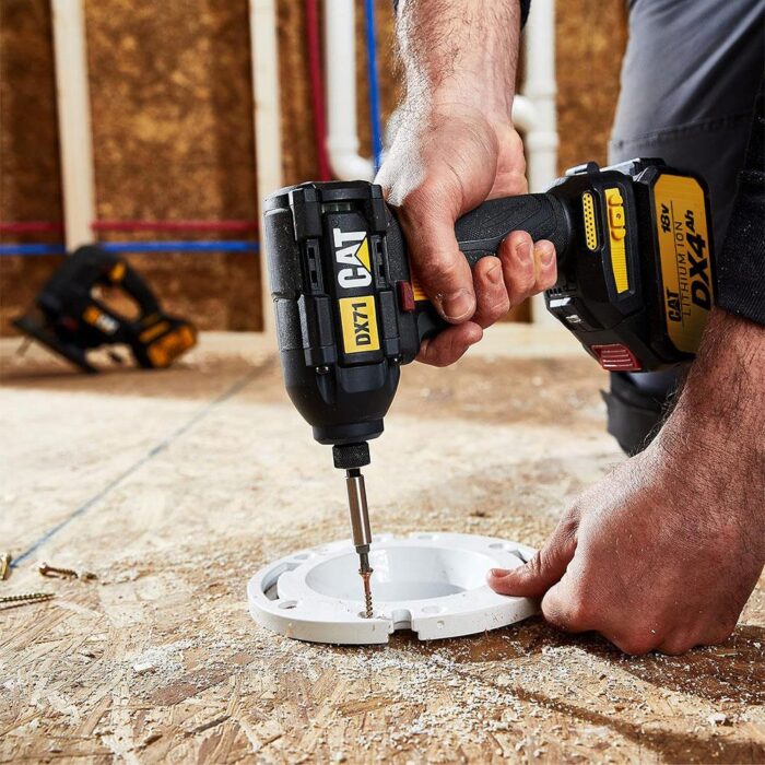 CAT DX71.2 18Volt 4.0Ah Li-ion Çift Akülü 215Nm Kömürsüz Profesyonel Şarjlı Darbeli Tornavida - Görsel 5
